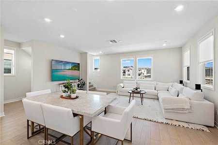 106 Stetson Way Rancho Mission Viejo, CA 92694