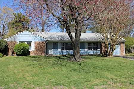 5452 Brockie St Virginia Beach, VA 23464
