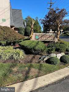 25 S Church Rd #122 Maple Shade, NJ 08052