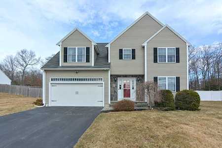 71 Broad St Plainville, MA 02762