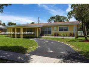 310 SW 31st Ave Fort Lauderdale, FL 33312