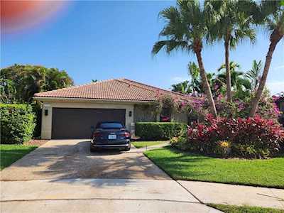 10602 Crystal Lake Dr Boca Raton, FL 33428