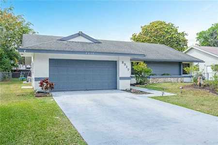 2217 NW 40th Ave Coconut Creek, FL 33066
