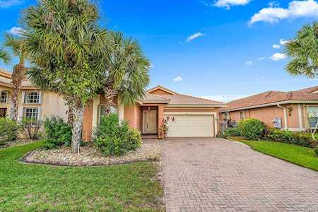 110 Catania Way Royal Palm Beach, FL 33411