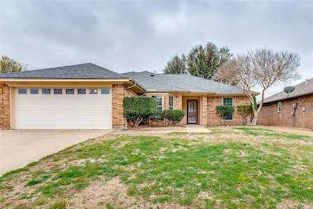 6320 N Park Drive Watauga, TX 76148