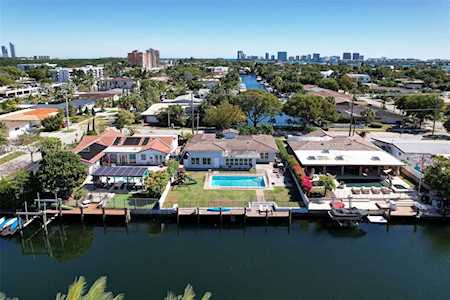 13200 N Bayshore Dr North Miami, FL 33181