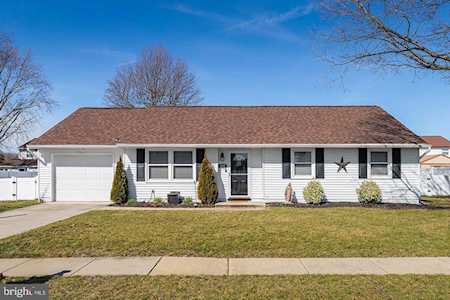 105 Wycombe Ave Woodbury, NJ 08096