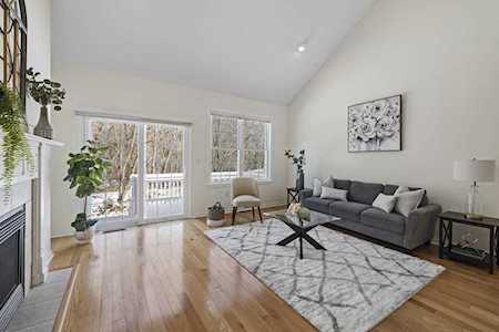 4 Dover Dr #6 Burlington, MA 01803