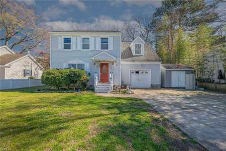 6 Apache Trl Hampton, VA 23669