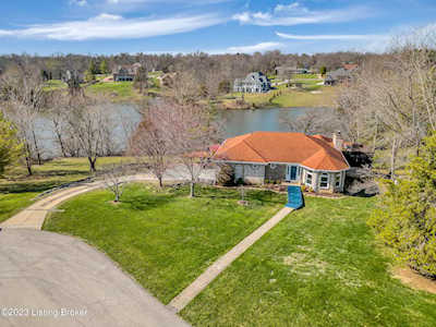3205 Lake Pointe Ct Crestwood, KY 40014