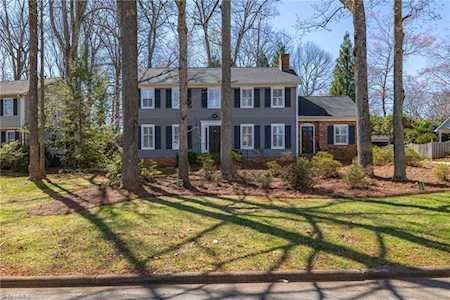 1519 Forest Hill Drive Greensboro, NC 27410