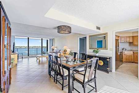 130 Lakeshore Drive #623 North Palm Beach, FL 33408