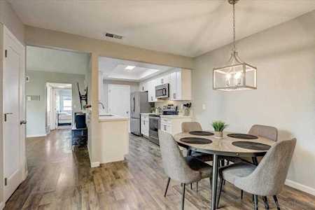 2812 E Valley Pkwy #F Escondido, CA 92027