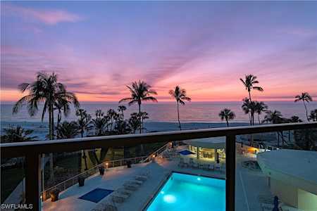 4901 N Gulf Shore Blvd #401 Naples, FL 34103