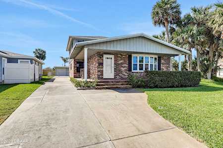 432 Seaview Avenue Daytona Beach, FL 32118