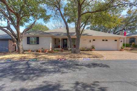 3829 Brookhaven Circle Fort Worth, TX 76109