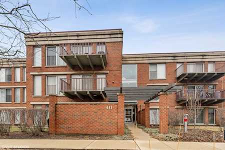 411 Kelburn Rd #325 Deerfield, IL 60015