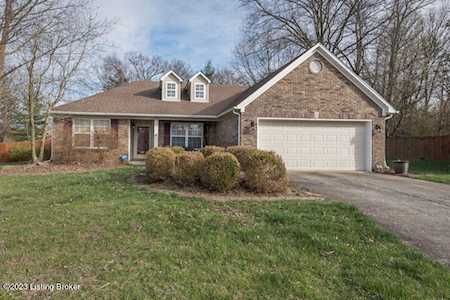 4205 Spruce Grove Ct Louisville, KY 40299