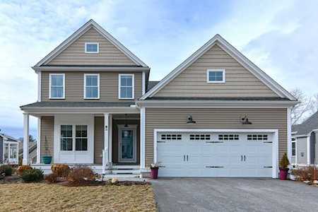 38 Rockwood Ln #38 Upton, MA 01568