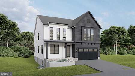 3914 17th St N Arlington, VA 22207