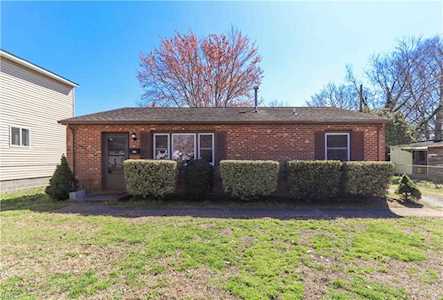 614 Old Buckroe Rd Hampton, VA 23663