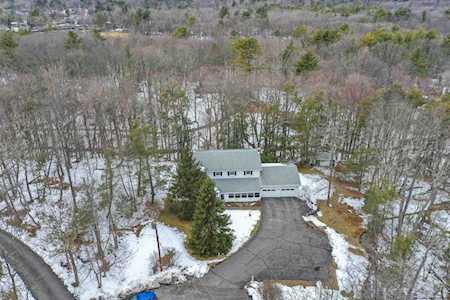 3 Pleasant Ridge Dr West Hurley, NY 12491