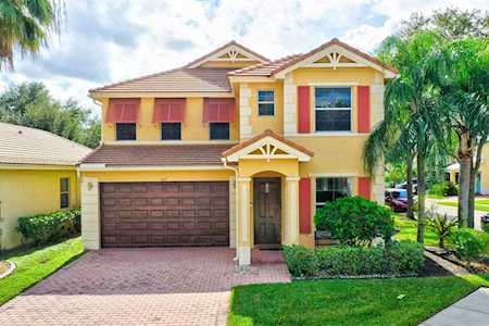 216 Belle Grove Lane Royal Palm Beach, FL 33411