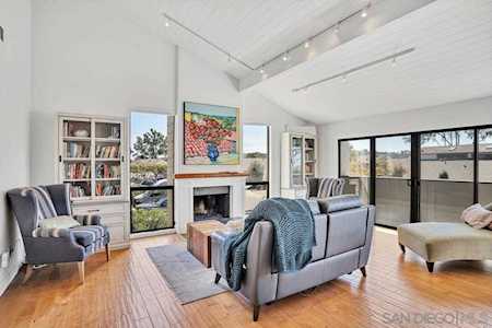 12855 Caminito De Las Olas Del Mar, CA 92014