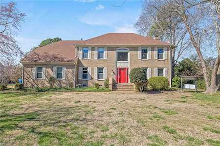 1176 Starr Way Virginia Beach, VA 23454