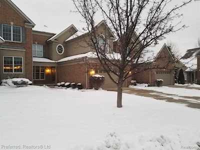 44450 Broadmoor Blvd Northville Twp, MI 48168