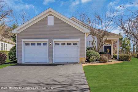 2621 Lantern Light Way Manasquan, NJ 08736