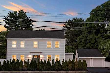 195 Cambridge St Winchester, MA 01890