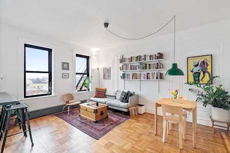 125 Eastern Parkway #6E Brooklyn, NY 11238