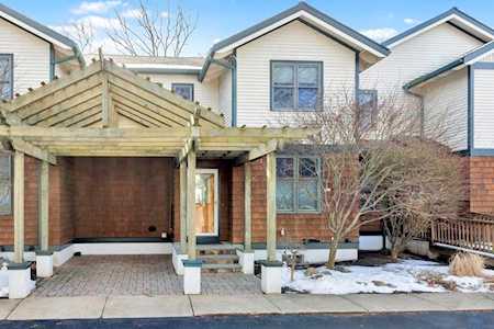 22 Pettee #22 Newton, MA 02464