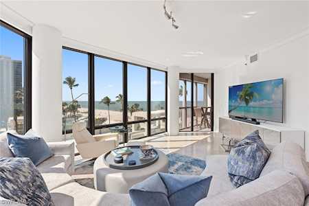 4951 N Gulf Shore Blvd #101 Naples, FL 34103