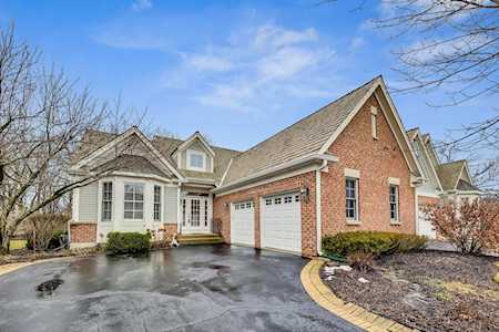 95 S Canterbury Ct Lake Forest, IL 60045