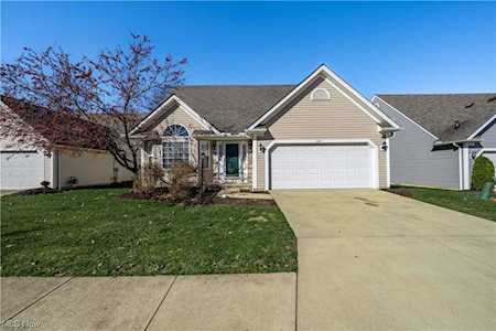 1414 Hollow Wood Ln Avon, OH 44011