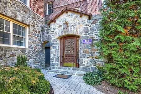 155 Centre Avenue #3B New Rochelle, NY 10805
