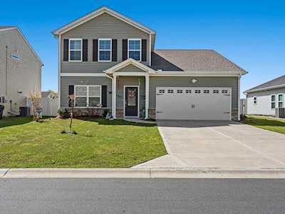 124 Averyville Dr. Conway, SC 29526