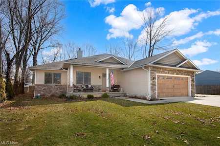 133 Avon Belden Rd Avon Lake, OH 44012