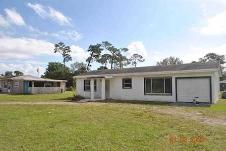 3809 Avenue P Fort Pierce, FL 34947