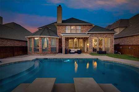 1010 Fannin Drive Lantana, TX 76226