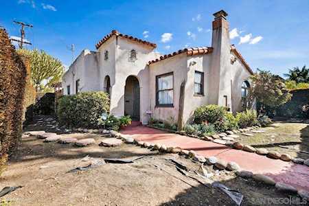 4487 Central Ave San Diego, CA 92116