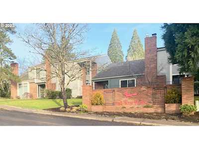 1120 Boca Ratan DR Lake Oswego, OR 97034
