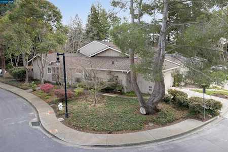 203 Powhattan Ct Danville, CA 94526
