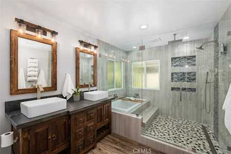 54 Avenida Merida San Clemente, CA 92673
