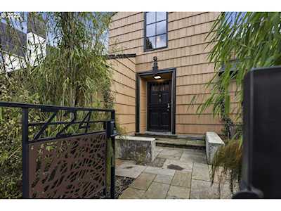 724 NW Albemarle TER Portland, OR 97210