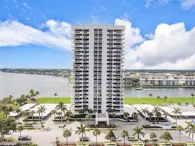 115 Lakeshore Drive #249 North Palm Beach, FL 33408