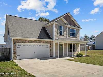 264 Inverness Drive Hubert, NC 28539