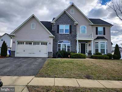 10464 Ponderosa Pine Ave Waldorf, MD 20603